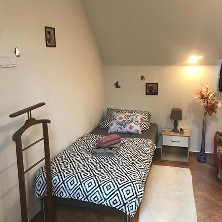 Erdey Apartman Barcs Εξωτερικό φωτογραφία